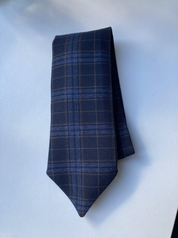 Cravate en laine tartan tons bleus