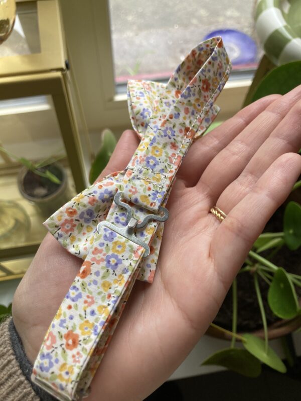 Noeud-Papillon fleuri pastel – Image 3