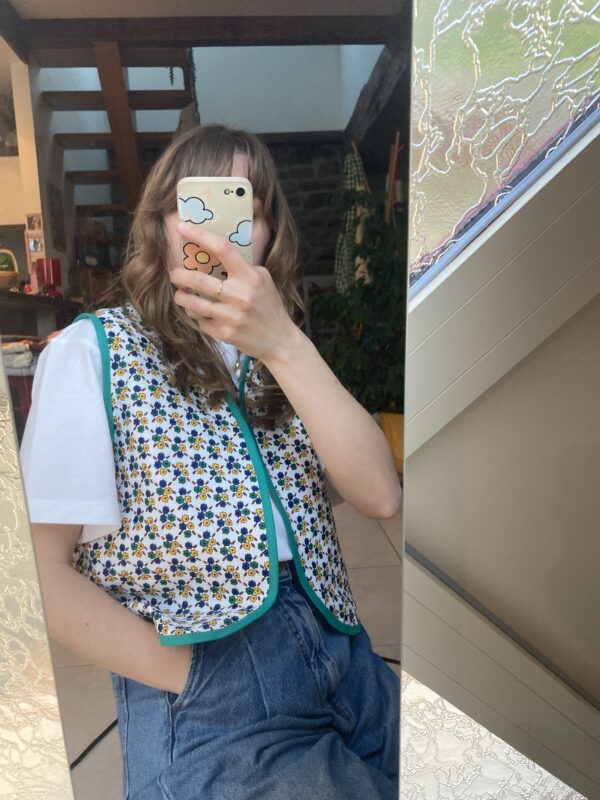 Veste sans manches vintage fleurie