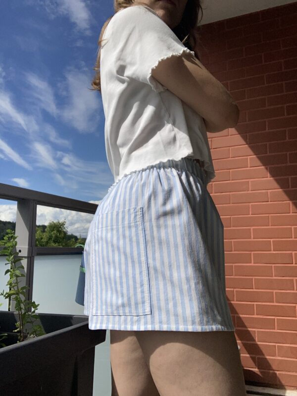 Short rayé bleu – Image 2