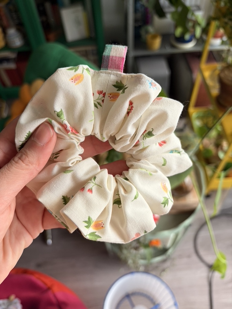 Chouchou vintage fleuri
